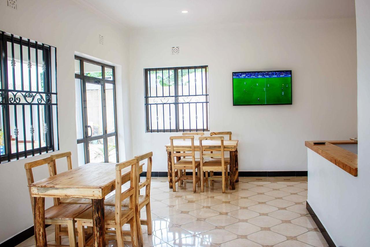 Wanyama B&B アルーシャ エクステリア 写真